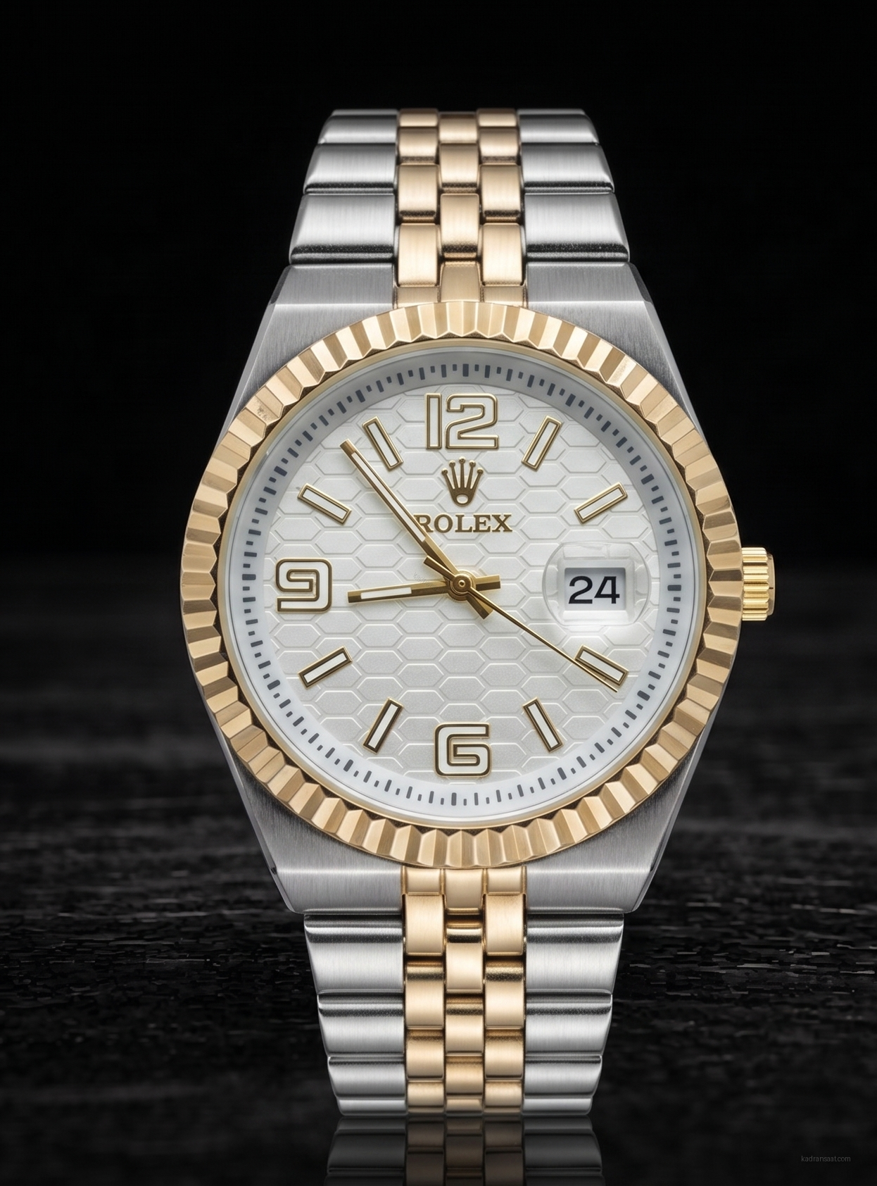 Altın-Gümüş Detaylı Petek Kadran Saat