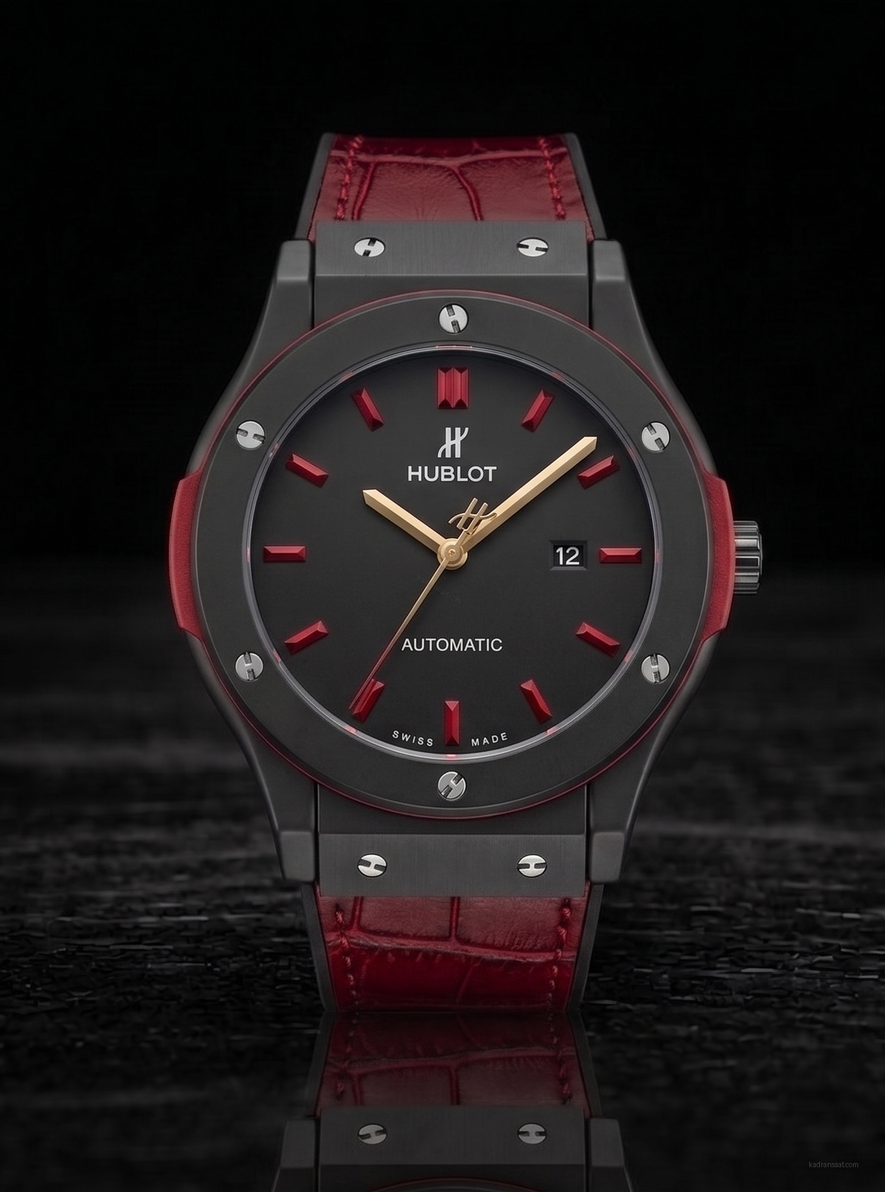 Büyük Kasa Classic Fusion Siyah Kasa Kırmızı Detaylı Saat